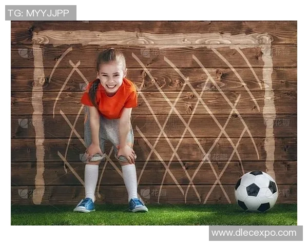 足球明星手机壁纸下载推荐让你随时随地欣赏偶像风采